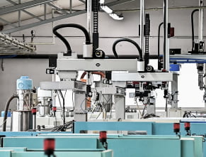 Nowoczesne maszyny wykorzystywane w Poliamid Plastics