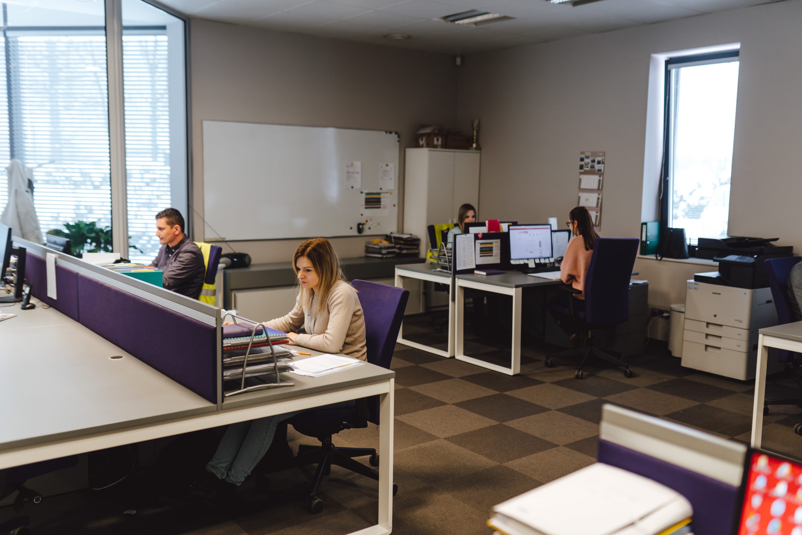 Biuro Poliamid Plastic