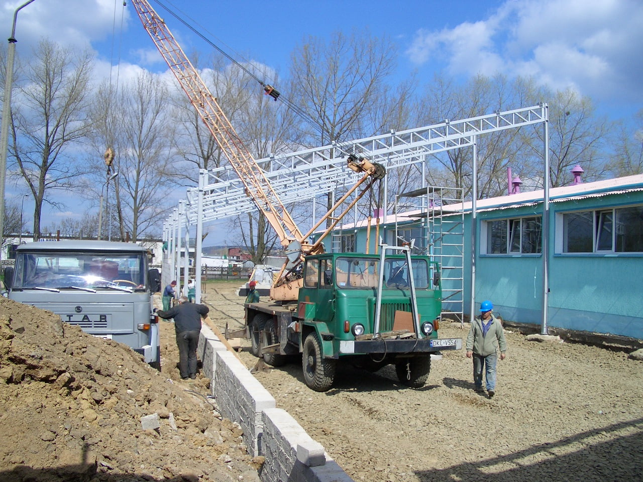 Budowa hali produkcyjnej